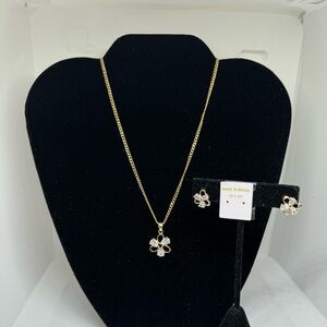 18K Gold Fill Necklace and Earrings Set.